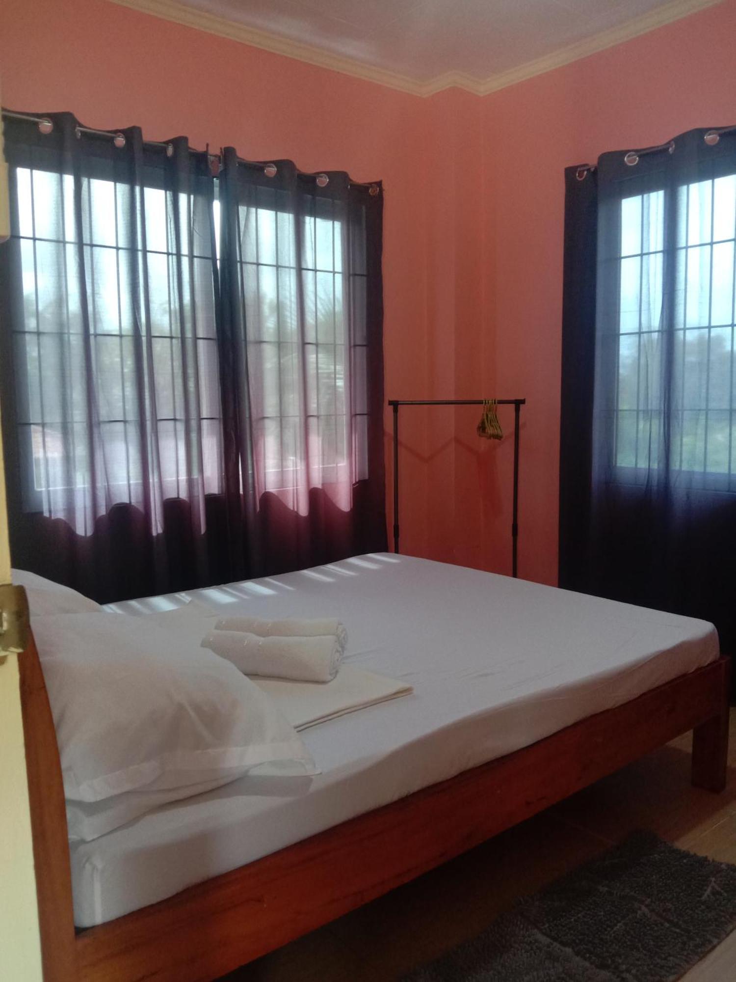 Friz Love Room Rental San Juan  Eksteriør billede